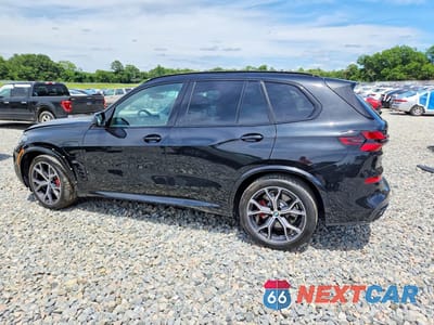 Drugie zdjęcie samochodu z przodu: 2025 BMW X5 XDRIVE50E VIN:5UX43EU09S9Z55585 - miniatura