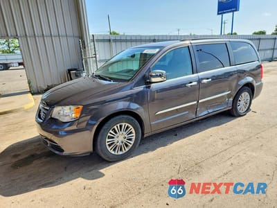 2016 CHRYSLER TOWN & COUNTRY TOURING L 2C4RC1CG3GR105337 - główne zdjęcie licytacji z USA - miniatura