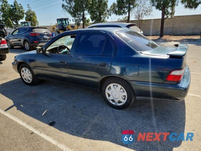 Drugie zdjęcie samochodu z przodu: 1997 TOYOTA COROLLA BASE VIN:1NXBA02E8VZ621027 - miniatura