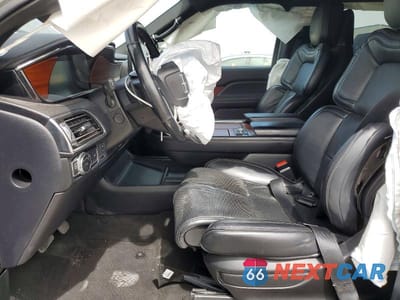 Zdjęcie 7 z 14 samochodu: 2019 LINCOLN NAVIGATOR RESERVE VIN:5LMJJ2LT0KEL17729 - miniatura