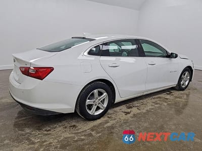 Trzecie zdjęcie samochodu z tyłu: 2024 CHEVROLET MALIBU LT VIN:1G1ZD5ST5RF232869 - miniatura