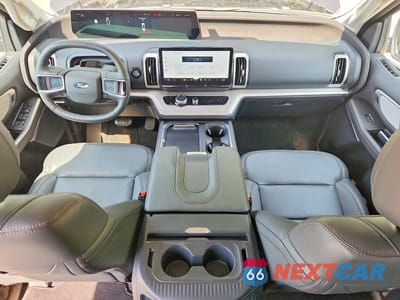 Zdjęcie 8 z 14 samochodu: 2025 FORD EXPEDITION ACTIVE VIN:1FMJU1H82SEA54569 - miniatura