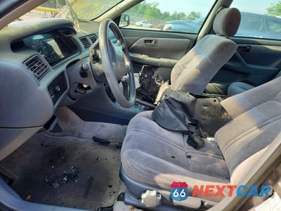 Zdjęcie 7 z 12 samochodu: 1998 TOYOTA CAMRY LE VIN:4T1BG22K6WU244294 - miniatura