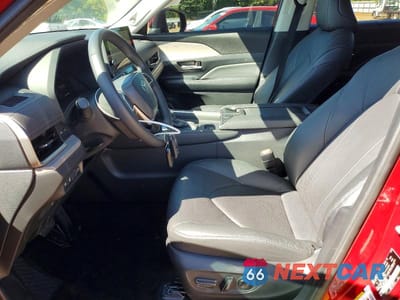 Zdjęcie 7 z 13 samochodu: 2024 TOYOTA GRAND HIGHLANDER LIMITED VIN:5TDAAAB55RS050547 - miniatura