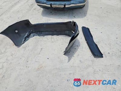 Zdjęcie 12 z 13 samochodu: 2016 LEXUS IS 200T VIN:JTHBA1D21G5017585 - miniatura