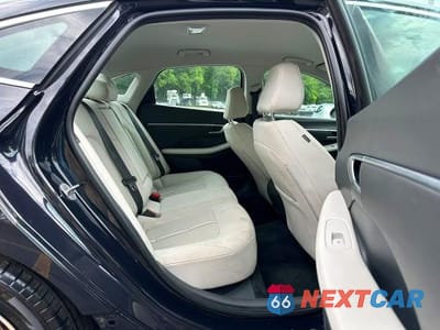 Piąte zdjęcie samochodu w środku: 2024 HYUNDAI SONATA SEL VIN:KMHL64JA7RA402210 - miniatura