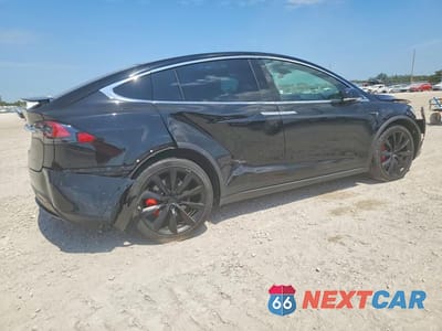 Trzecie zdjęcie samochodu z tyłu: 2020 TESLA MODEL X VIN:5YJXCDE47LF299419 - miniatura