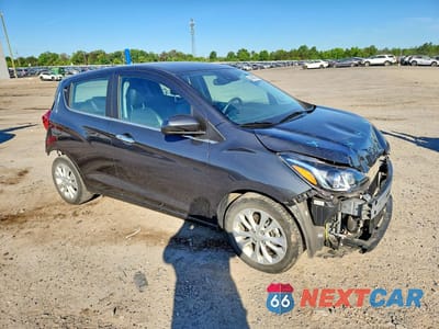 Czwarte zdjęcie samochodu z boku: 2022 CHEVROLET SPARK 2LT VIN:KL8CF6SA9NC023814 - miniatura