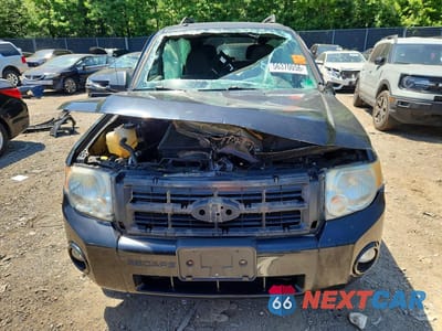 Piąte zdjęcie samochodu w środku: 2011 FORD ESCAPE XLT VIN:1FMCU0DG0BKA66009 - miniatura