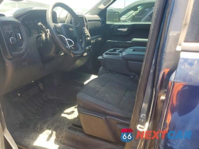 Zdjęcie 7 z 12 samochodu: 2019 CHEVROLET SILVERADO C1500 VIN:1GCRWAEHXKZ293043 - miniatura