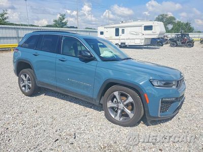 Czwarte zdjęcie samochodu z boku: 2026 JEEP GRAND CHEROKEE LIMITED VIN:1C4RJHBR3T8554380 - miniatura