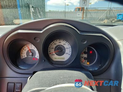 Zdjęcie 9 z 12 samochodu: 2004 NISSAN XTERRA XE VIN:5N1ED28Y34C675521 - miniatura