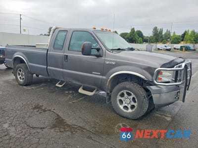 Czwarte zdjęcie samochodu z boku: 2006 FORD F250 SUPER DUTY VIN:1FTSX21P06ED40904 - miniatura