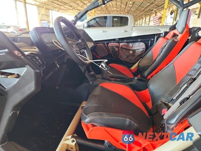 Piąte zdjęcie samochodu w środku: 2022 CAN-AM MAVERICK X3 VIN:3JBVNAV2XNE001715 - miniatura