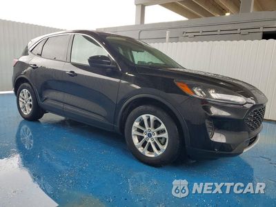 Czwarte zdjęcie samochodu z boku: 2020 FORD ESCAPE SE VIN:1FMCU0G67LUA25417 - miniatura