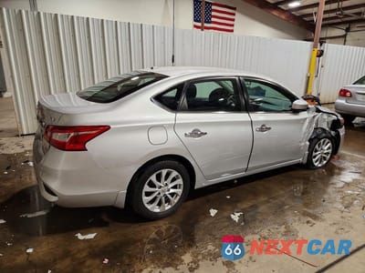 Trzecie zdjęcie samochodu z tyłu: 2019 NISSAN SENTRA SV VIN:3N1AB7APXKY402820 - miniatura