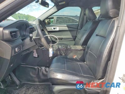 Zdjęcie 7 z 14 samochodu: 2020 FORD EXPLORER POLICE INTERCEPTOR VIN:1FM5K8AB5LGD18721 - miniatura