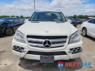 Piąte zdjęcie samochodu w środku: 2011 MERCEDES-BENZ GL 450 4MATIC VIN:4JGBF7BEXBA699431 - miniatura