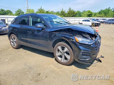 Czwarte zdjęcie samochodu z boku: 2025 AUDI Q5 PREMIUM 40 VIN:WA1ABAFY5S2014382 - miniatura