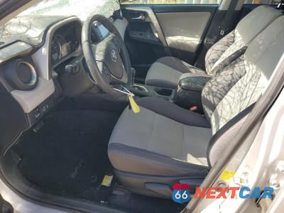 Zdjęcie 7 z 12 samochodu: 2015 TOYOTA RAV4 XLE VIN:2T3WFREV1FW151645 - miniatura