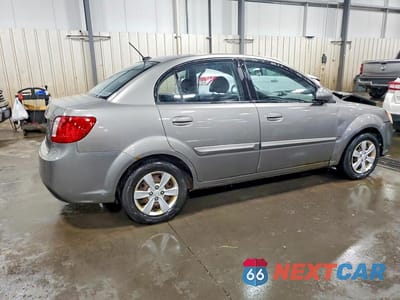 Trzecie zdjęcie samochodu z tyłu: 2010 KIA RIO LX/SX VIN:KNADH4A37A6627820 - miniatura