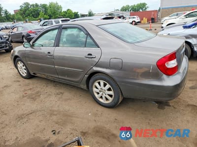 Drugie zdjęcie samochodu z przodu: 2002 TOYOTA CAMRY XLE V6 VIN:4T1BF30K52U513679 - miniatura