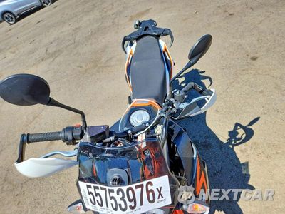 Piąte zdjęcie samochodu w środku: 2022 KTM 890 ADVENTURE R VIN:VBKTR6405NM836045 - miniatura