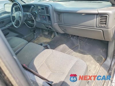Zdjęcie 8 z 12 samochodu: 2005 CHEVROLET SILVERADO C1500 VIN:1GCEC14Z25Z253836 - miniatura