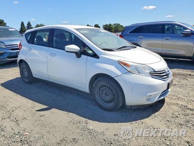Czwarte zdjęcie samochodu z boku: 2016 NISSAN VERSA VIN:3N1CE2CP1GL402595 - miniatura