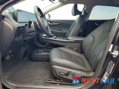 Zdjęcie 7 z 13 samochodu: 2024 KIA EV6 WIND VIN:KNDC34LA4R5205403 - miniatura