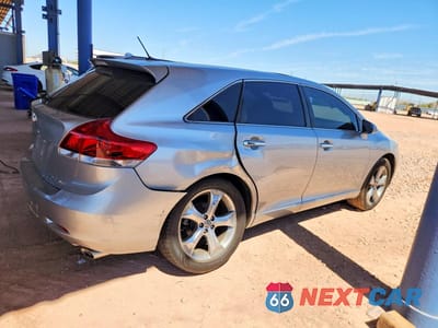 Trzecie zdjęcie samochodu z tyłu: 2015 TOYOTA VENZA XLE VIN:4T3BK3BB8FU110379 - miniatura