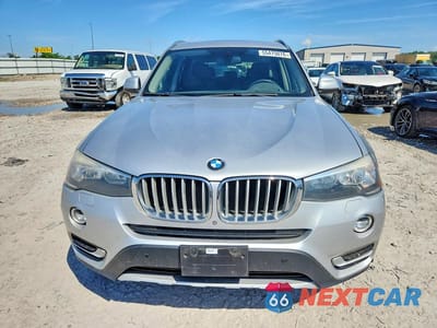 Piąte zdjęcie samochodu w środku: 2016 BMW X3 XDRIVE28I VIN:5UXWX9C50G0D85654 - miniatura