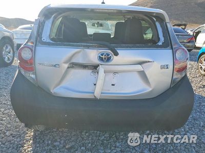 Zdjęcie 6 z 12 samochodu: 2012 TOYOTA PRIUS C VIN:JTDKDTB3XC1020924 - miniatura