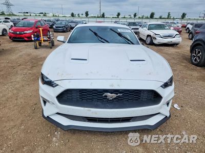 Piąte zdjęcie samochodu w środku: 2020 FORD MUSTANG VIN:1FA6P8TH0L5140262 - miniatura