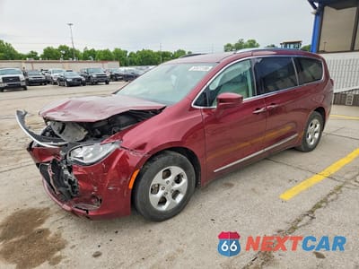 2017 CHRYSLER PACIFICA TOURING L PLUS 2C4RC1EG1HR628354 - główne zdjęcie licytacji z USA - miniatura