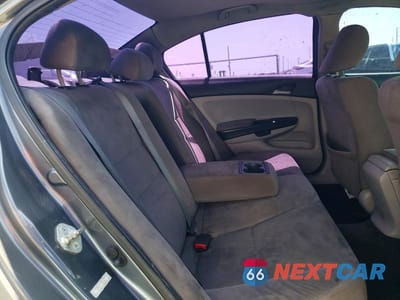 Zdjęcie 10 z 13 samochodu: 2011 HONDA ACCORD LX VIN:1HGCP2F36BA134936 - miniatura