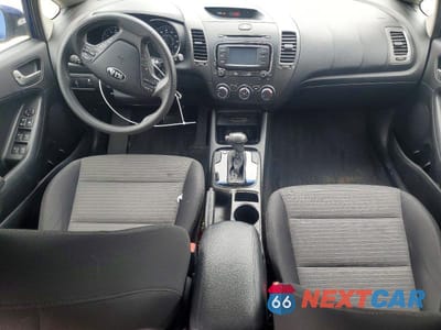 Zdjęcie 8 z 12 samochodu: 2017 KIA FORTE LX VIN:3KPFL4A77HE126556 - miniatura