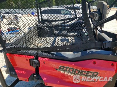 Zdjęcie 6 z 10 samochodu: 2016 HONDA SXS1000S UTILITY VEHICLE VIN:1HFVE040XG4003840 - miniatura
