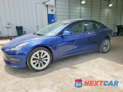 2022 TESLA MODEL 3 5YJ3E1EA7NF370781 - główne zdjęcie licytacji z USA - miniatura