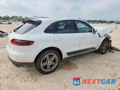 Trzecie zdjęcie samochodu z tyłu: 2016 PORSCHE MACAN S VIN:WP1AB2A58GLB44388 - miniatura