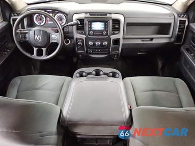 Zdjęcie 8 z 12 samochodu: 2017 RAM 2500 ST VIN:3C6UR5CJ8HG561473 - miniatura