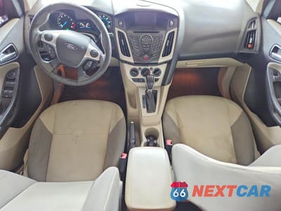 Zdjęcie 8 z 12 samochodu: 2013 FORD FOCUS SE VIN:1FADP3K26DL213753 - miniatura