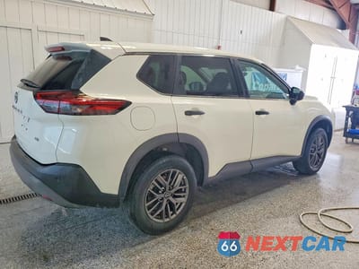 Trzecie zdjęcie samochodu z tyłu: 2023 NISSAN ROGUE S VIN:5N1BT3AB3PC856138 - miniatura