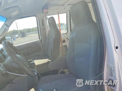 Zdjęcie 10 z 14 samochodu: 2011 FORD E250 DELIVERY VAN VIN:1FTNE2EWXBDA92309 - miniatura