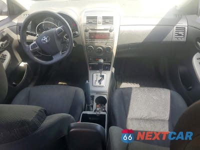 Zdjęcie 8 z 12 samochodu: 2011 TOYOTA COROLLA S VIN:2T1BU4EE5BC584073 - miniatura