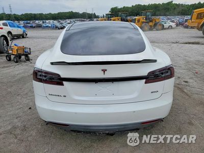 Zdjęcie 6 z 12 samochodu: 2016 TESLA MODEL S VIN:5YJSA1E29GF130196 - miniatura