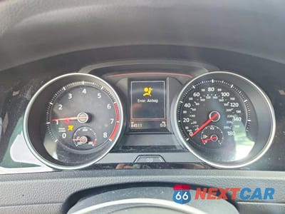Zdjęcie 9 z 12 samochodu: 2019 VOLKSWAGEN GTI S VIN:3VW5T7AU6KM011413 - miniatura