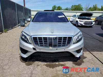 Piąte zdjęcie samochodu w środku: 2016 MERCEDES-BENZ S 550 4MATIC VIN:WDDUG8FB5GA211063 - miniatura