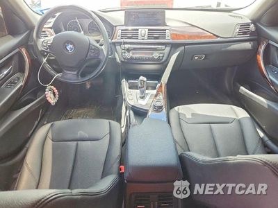Zdjęcie 8 z 12 samochodu: 2015 BMW 320 I VIN:WBA3B1G59FNT64523 - miniatura