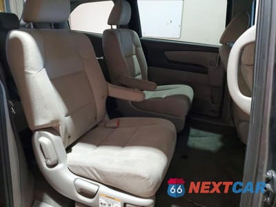 Zdjęcie 11 z 13 samochodu: 2011 HONDA ODYSSEY LX VIN:5FNRL5H21BB024815 - miniatura